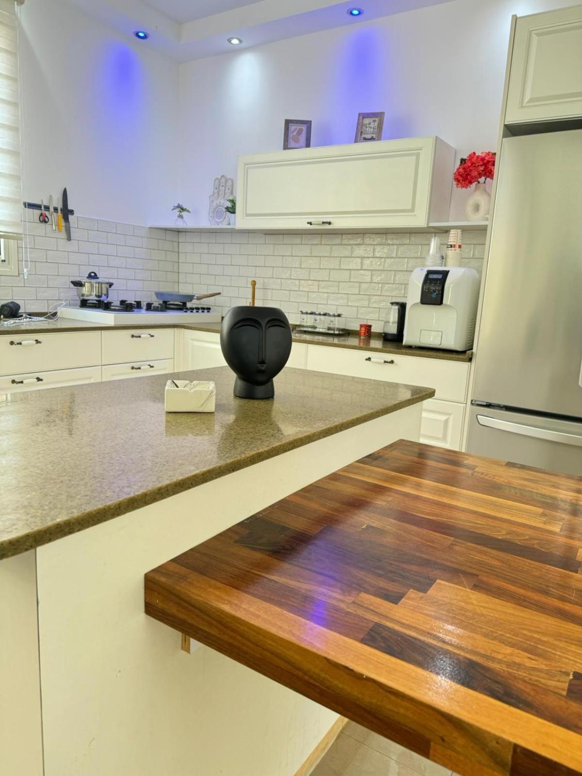 Villa Oasis Reef Resort Near The Sea -רק משפחות エイラート エクステリア 写真