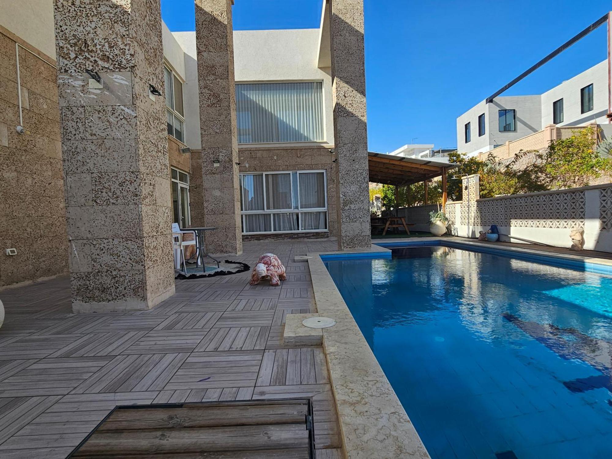 Villa Oasis Reef Resort Near The Sea -רק משפחות エイラート エクステリア 写真