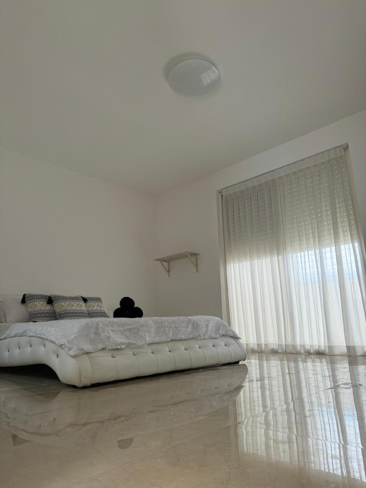 Villa Oasis Reef Resort Near The Sea -רק משפחות エイラート エクステリア 写真